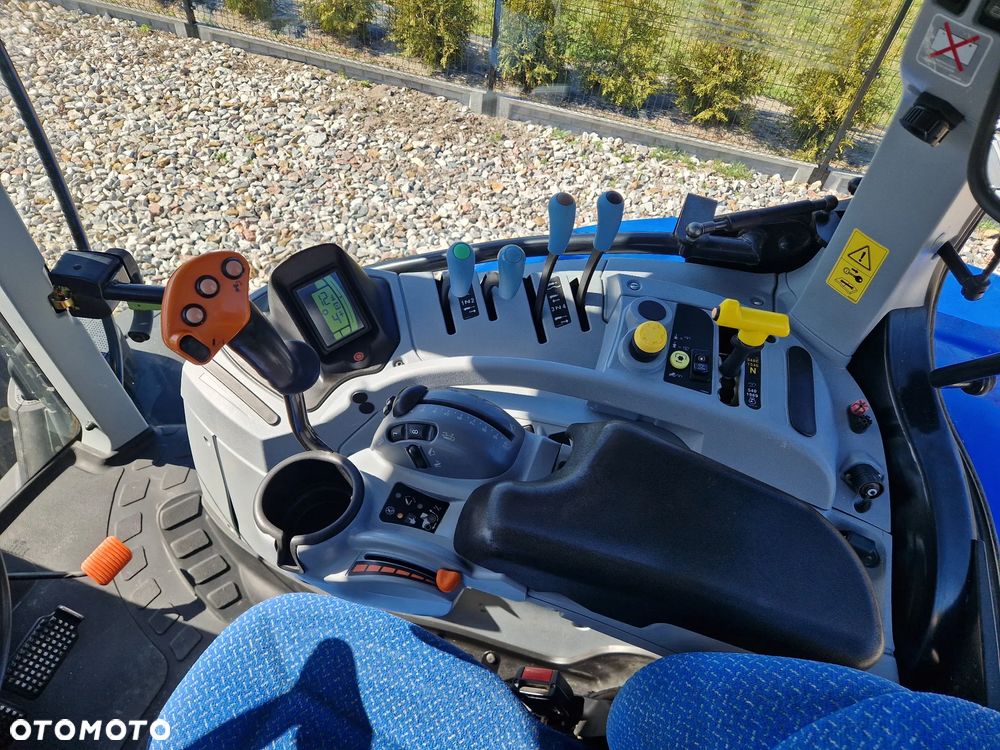 New Holland T7.200 - 9