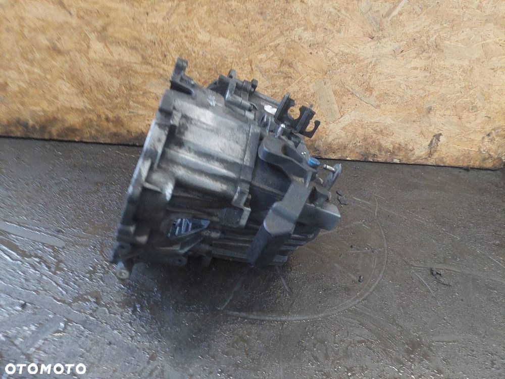 SKRZYNIA BIEGÓW VOLVO S80 I 2.4 D5 MANUAL 5 BIEGÓW 1023746 - 4
