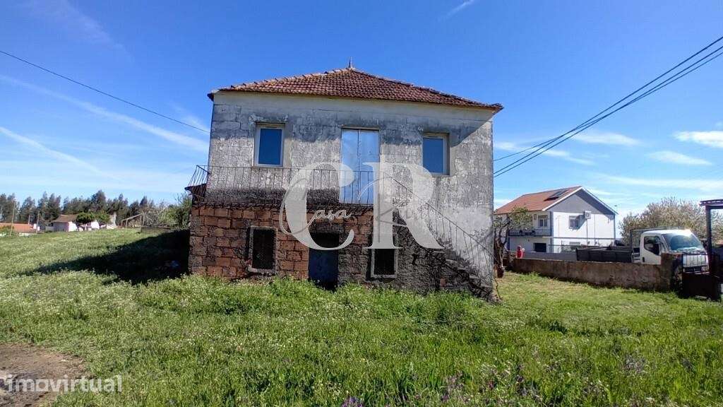 Casa tradicional portuguesa com terreno em Arega - Figueiró dos Vinhos - Grande imagem: 4/43