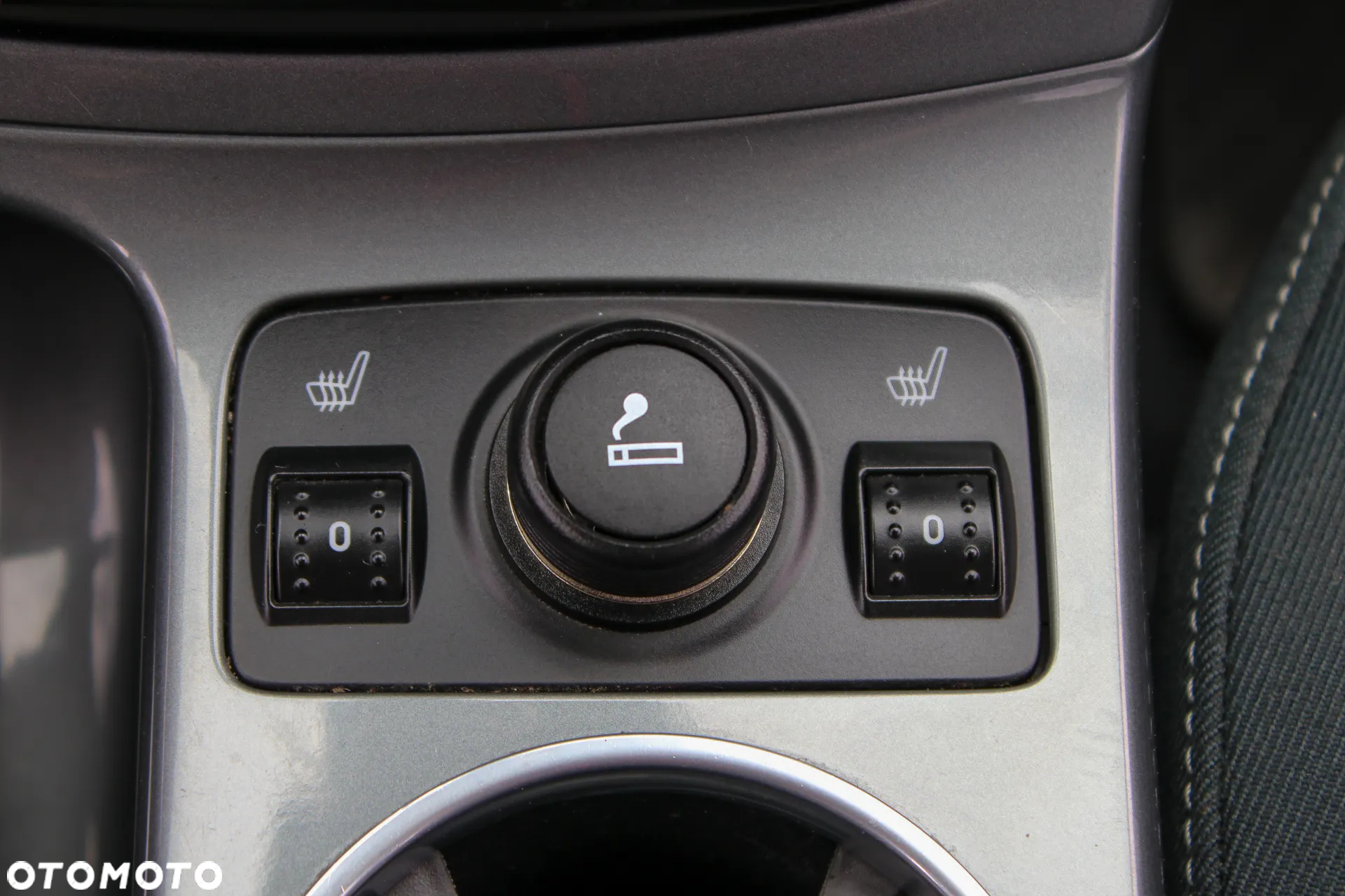 Ford C-MAX 1.6 EcoBoost Titanium - 37