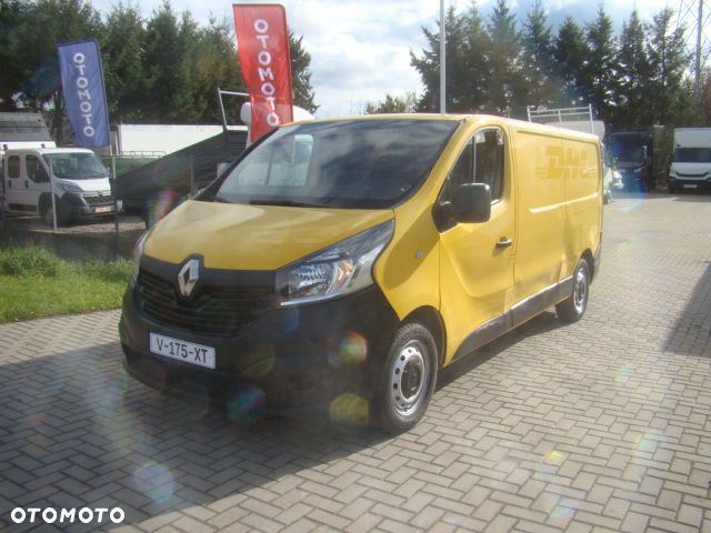 Renault TRAFIC - 1