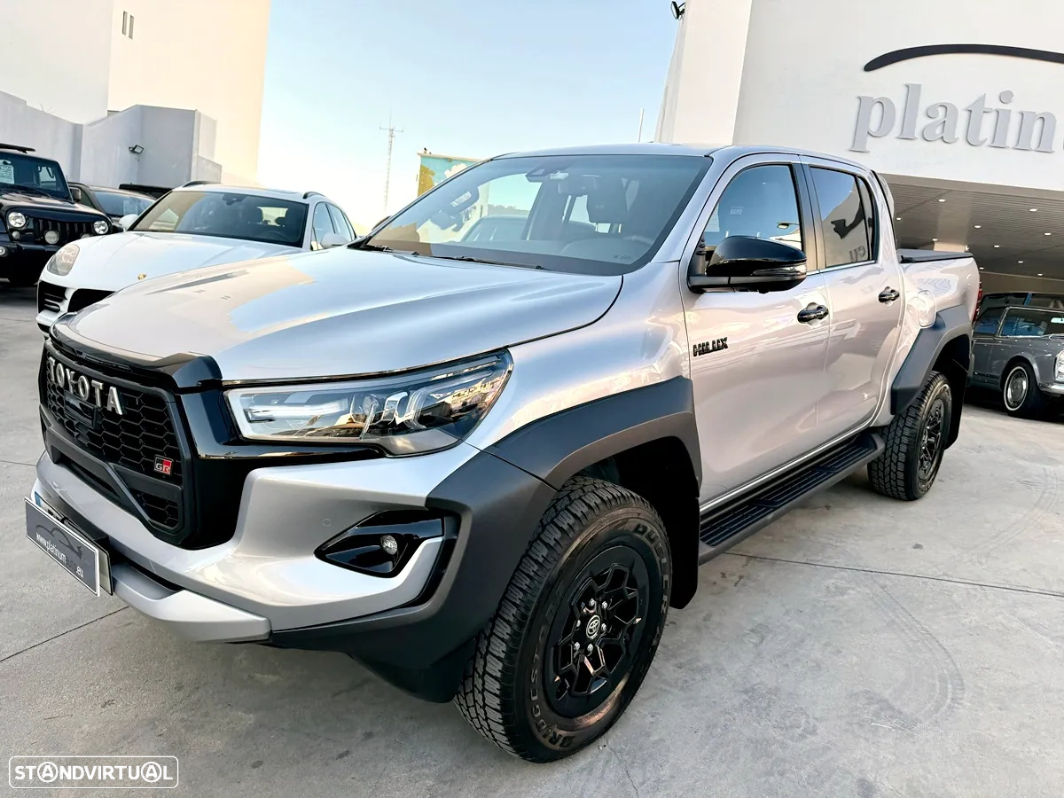 Toyota Hilux 2.8 D-4D 4WD GR Sport - 7