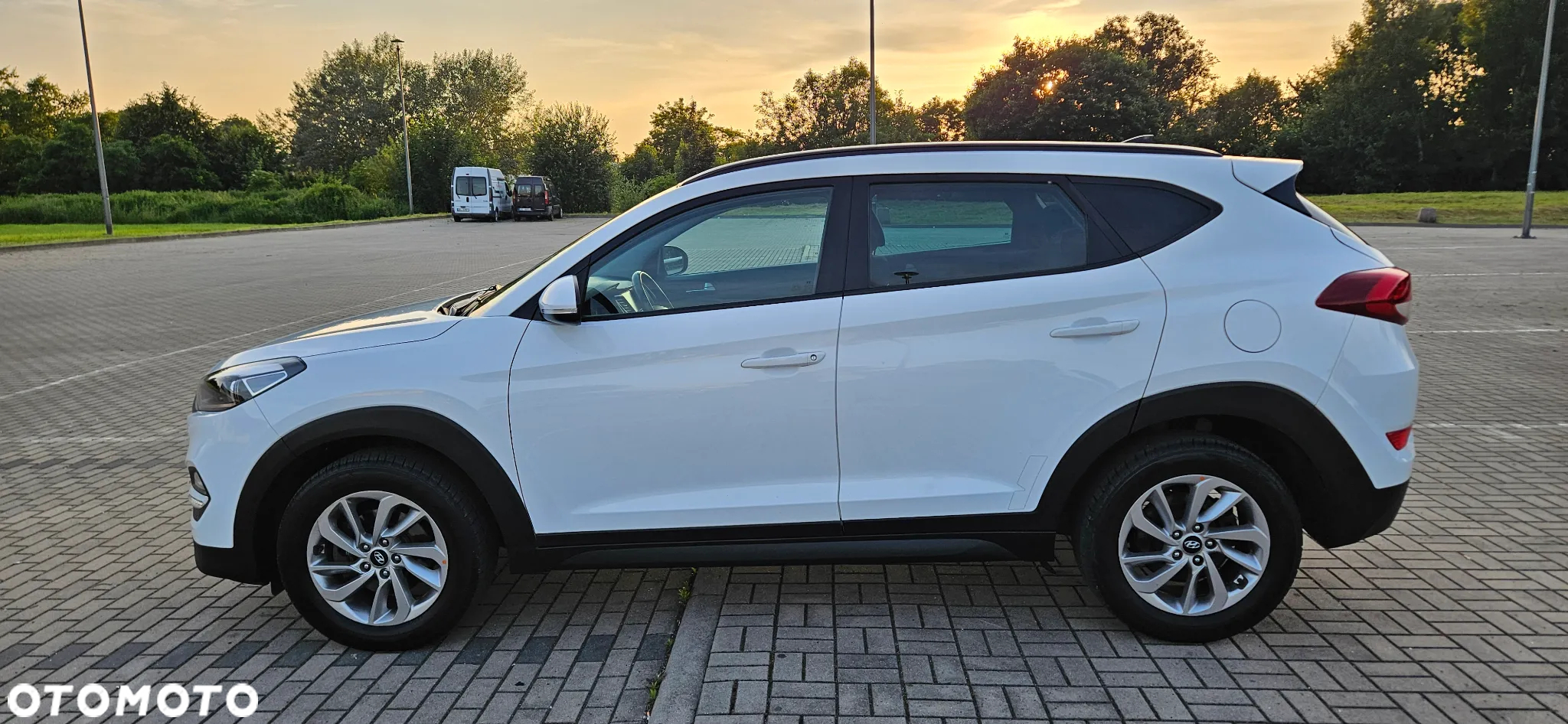 Hyundai Tucson blue 1.7 CRDi 2WD Advantage - 17