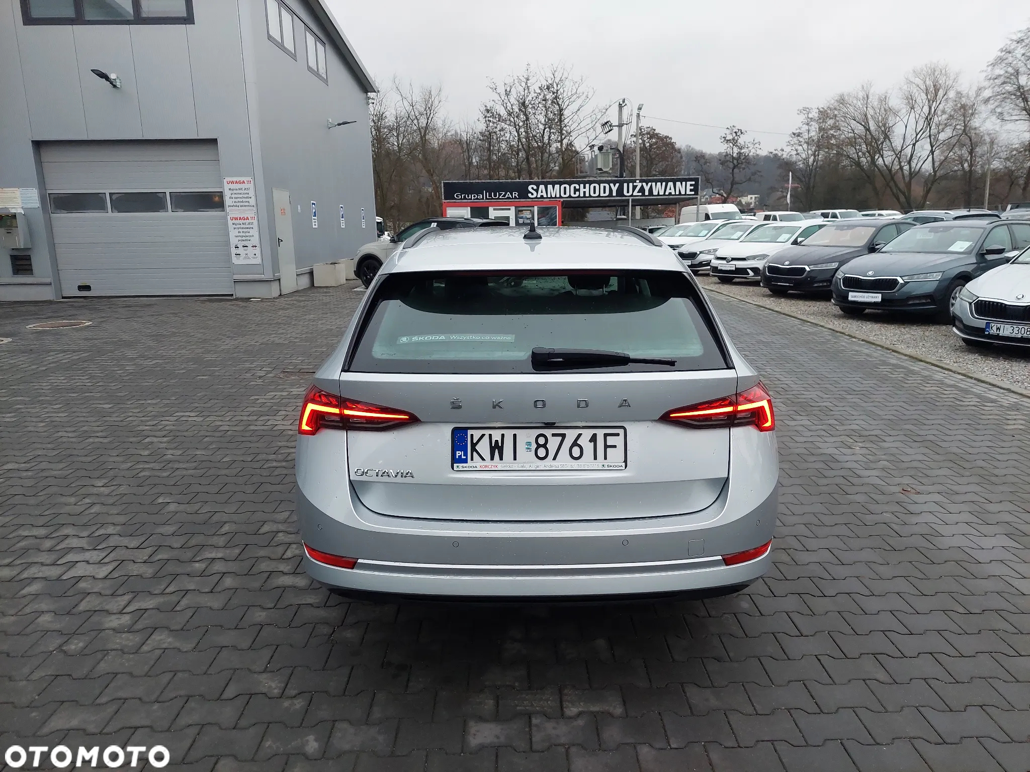 Skoda Octavia 2.0 TDI Ambition DSG - 10