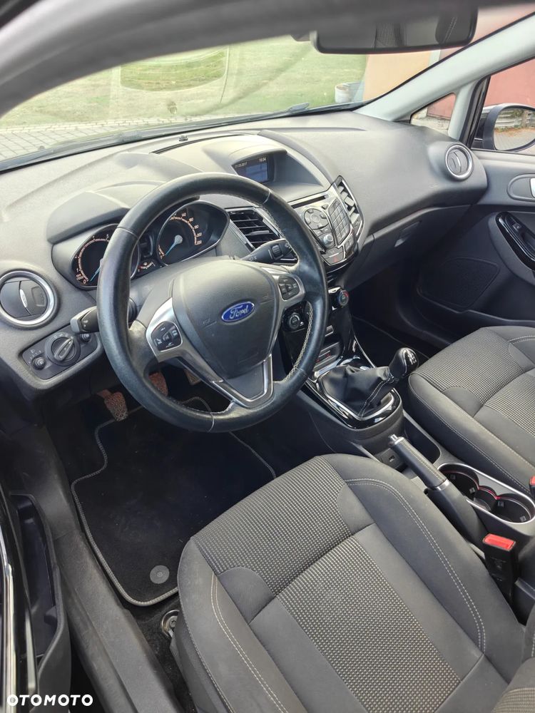 Ford Fiesta 1.0 Platinium X - 9