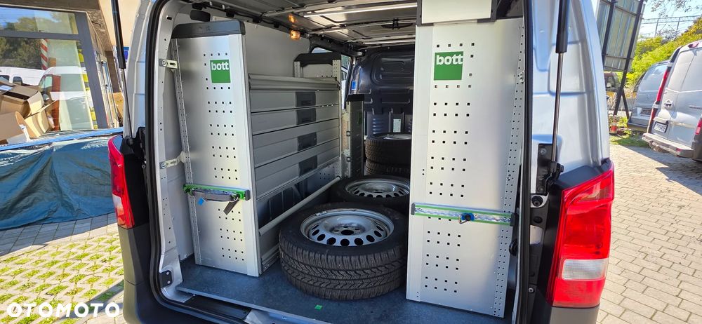 Mercedes-Benz Vito 114CDI Extralong Automat 9-g Tronic - 33