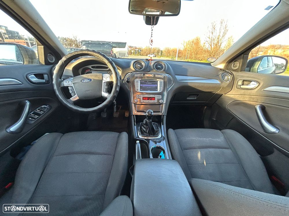 Ford Mondeo SW 1.8 TDCi Titanium - 14