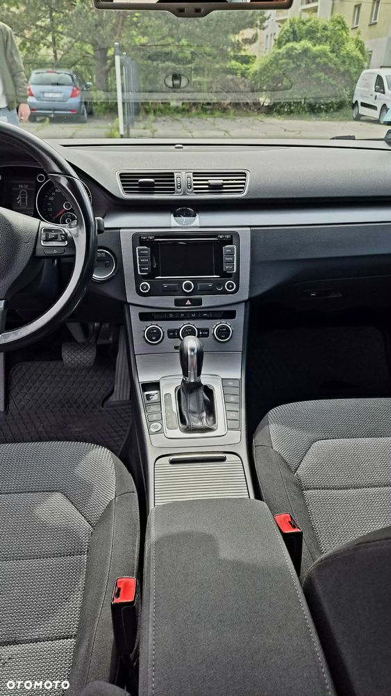 Volkswagen Passat 2.0 TDI Comfortline DSG - 7