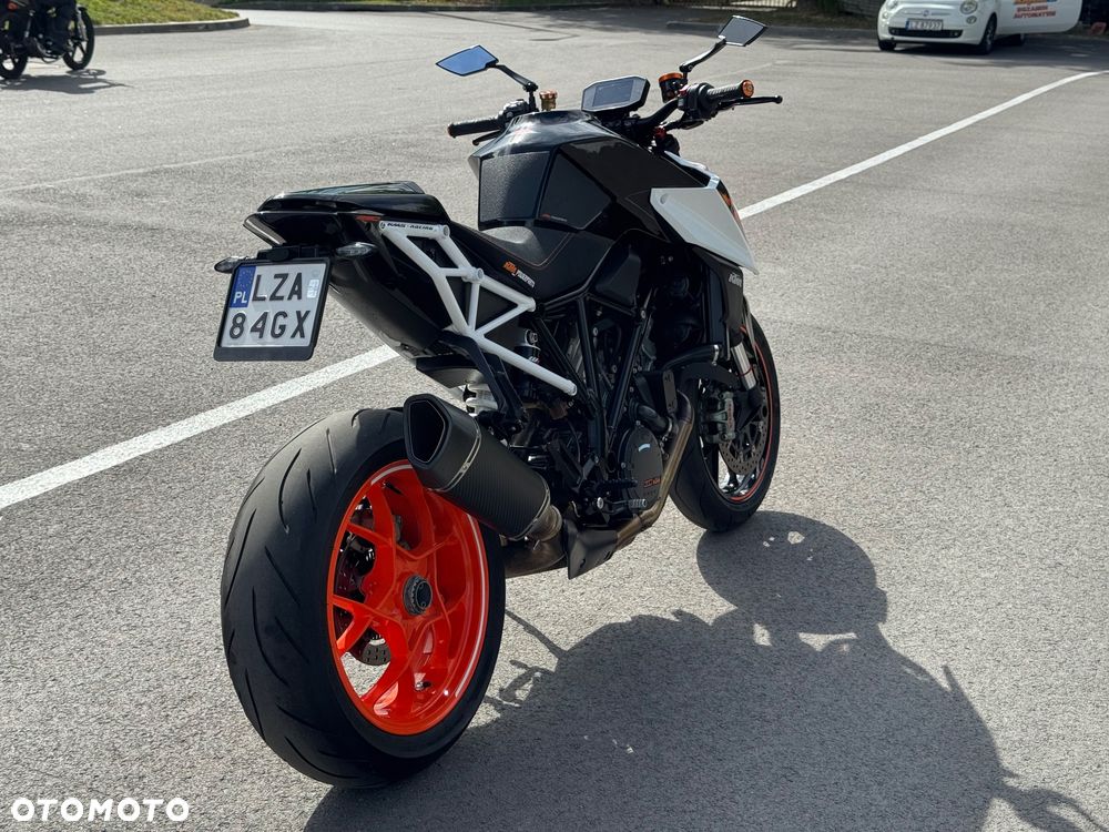 KTM Super Duke - 11