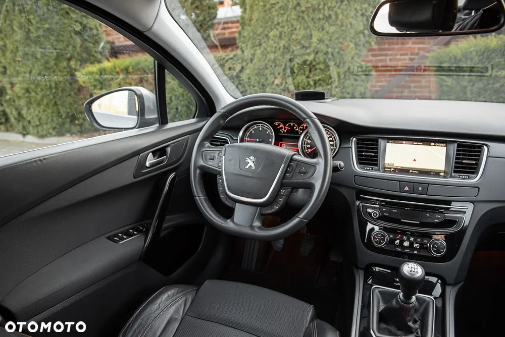 Peugeot 508 2.0 BlueHDi Allure S&S - 25