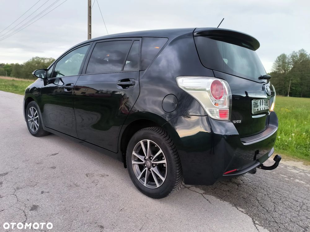 Toyota Verso - 2