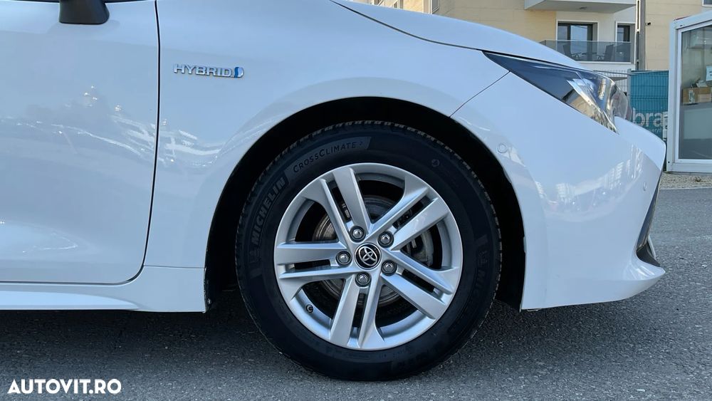 Toyota Corolla 1.8 HSD Dynamic - 9