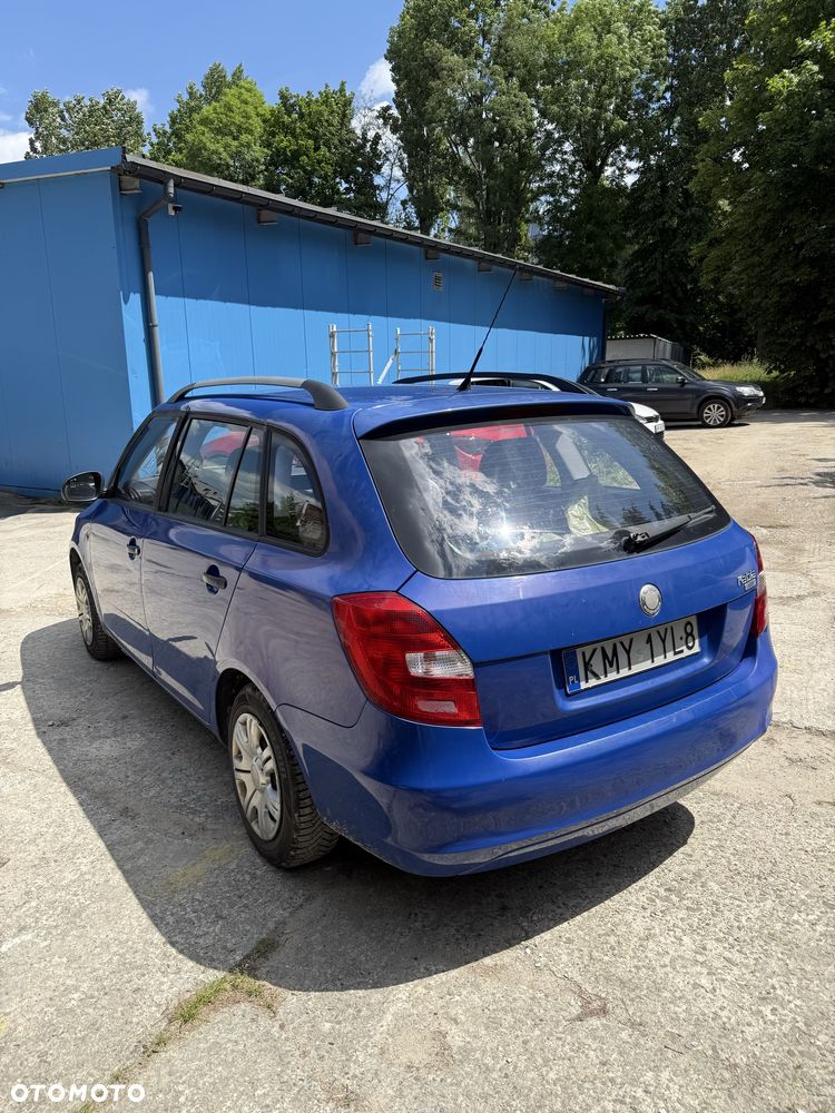Skoda Fabia - 4