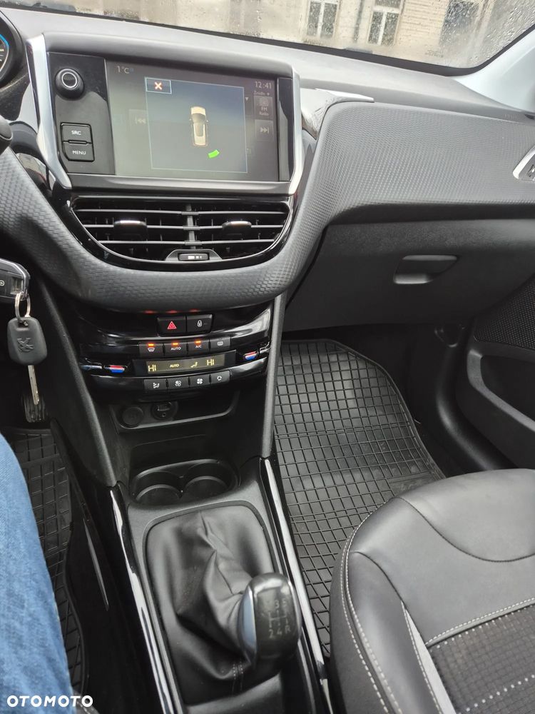 Peugeot 2008 PureTech 110 Stop&Start Allure - 20