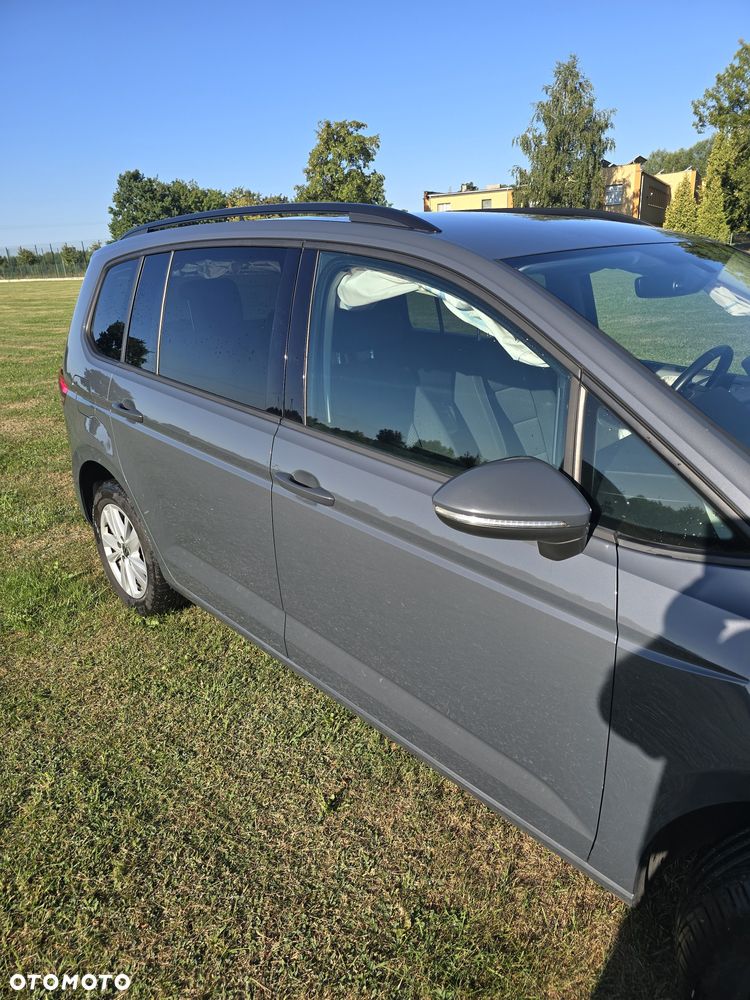 Volkswagen Touran - 3