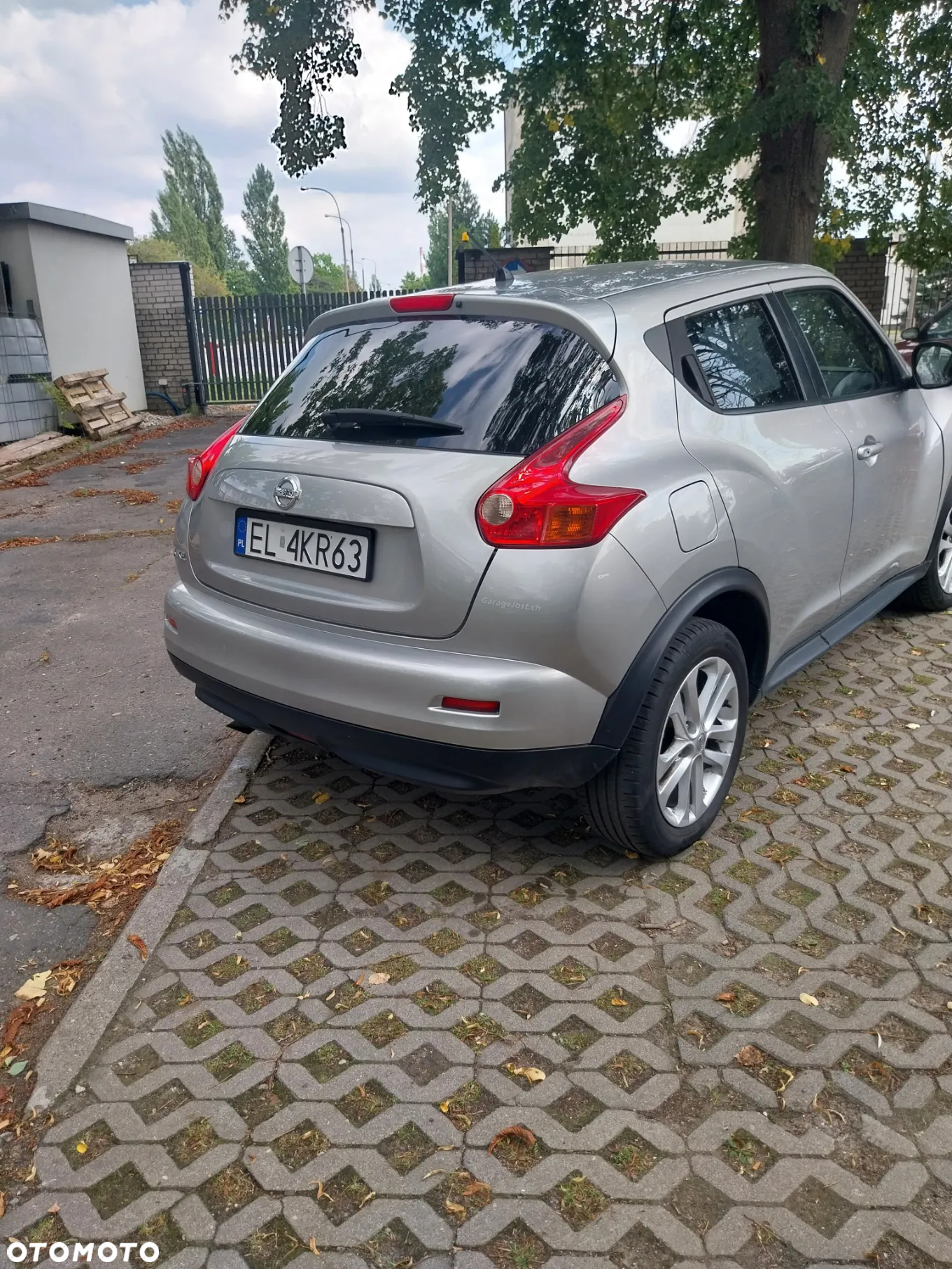 Nissan Juke 1.6 DIG-T ALL-MODE 4x4i Xtronic Tekna - 4