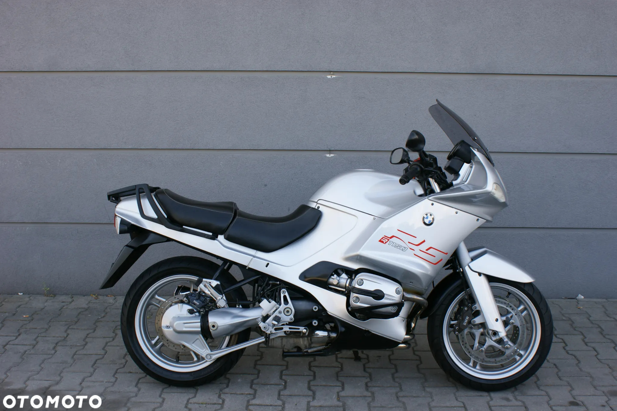 BMW R - 6