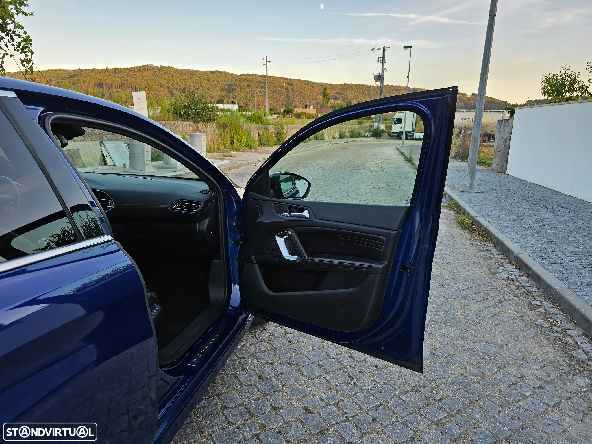 Peugeot 308 1.6 e-THP GT - 25