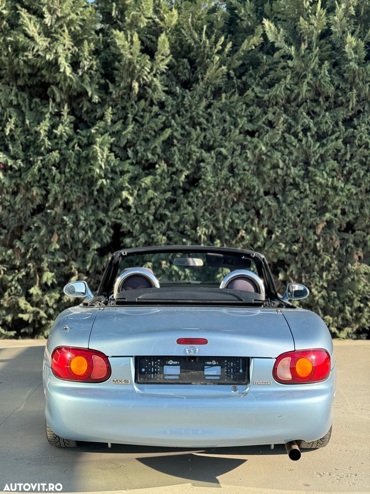 Mazda MX-5 1.6i - 11