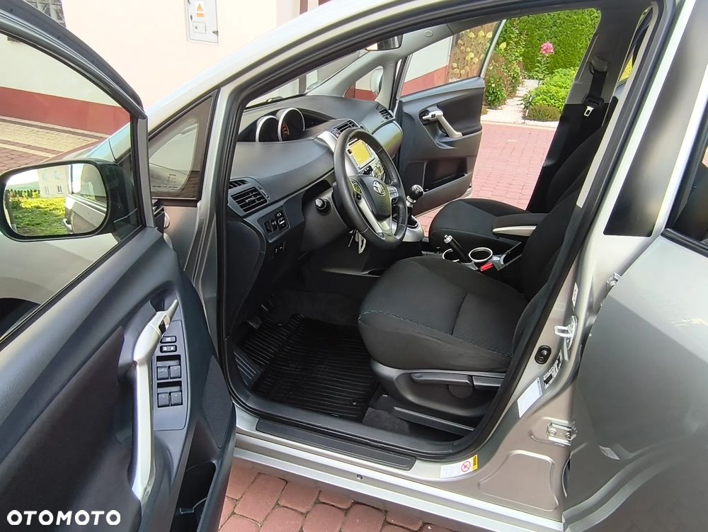 Toyota Verso 1.8 Sol plus NAVI - 12