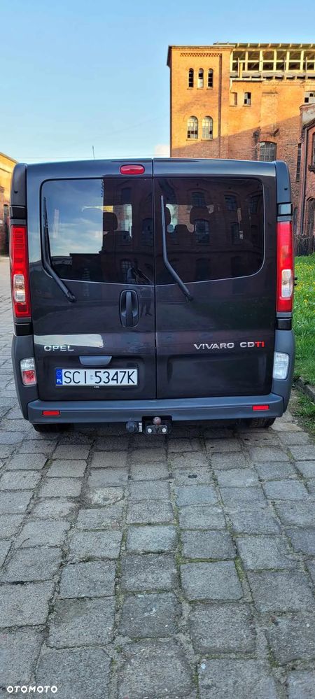Opel Vivaro - 12