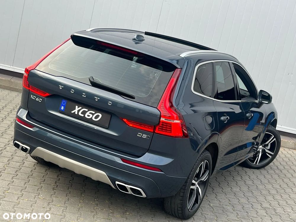 Volvo XC 60 D5 AWD Momentum - 12