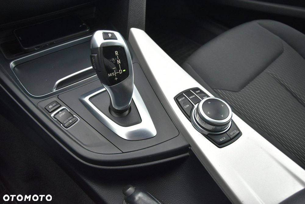 BMW 3GT 320d xDrive GT - 14