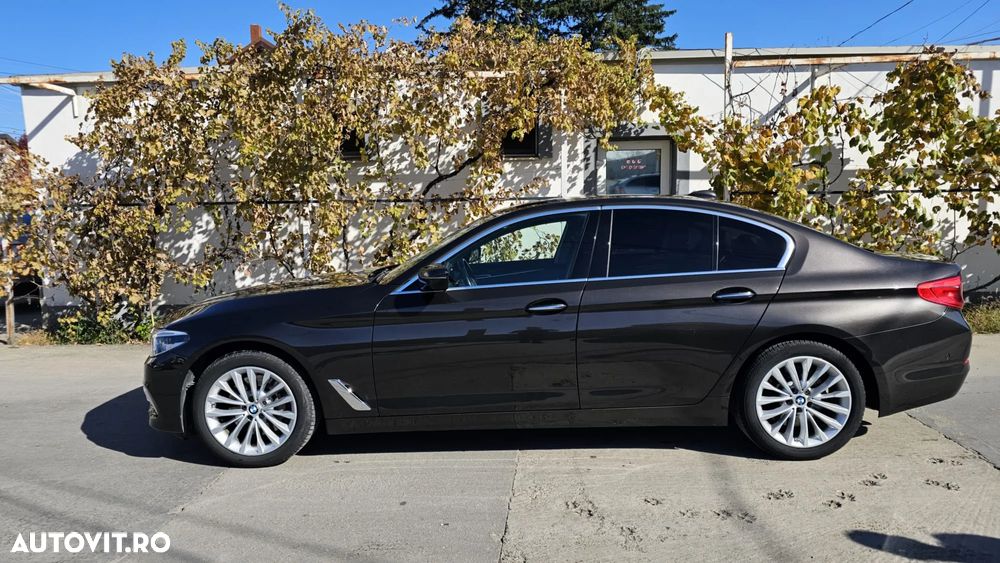 BMW Seria 5 530d xDrive Aut. Luxury Line - 1
