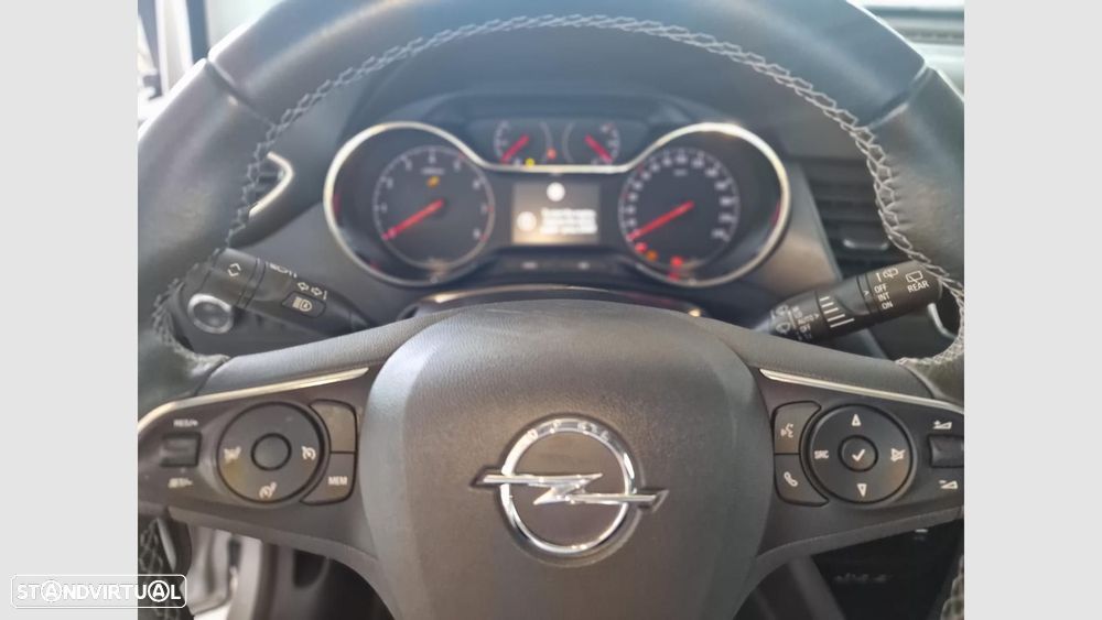Opel Crossland 1.2 T Design & Tech - 16