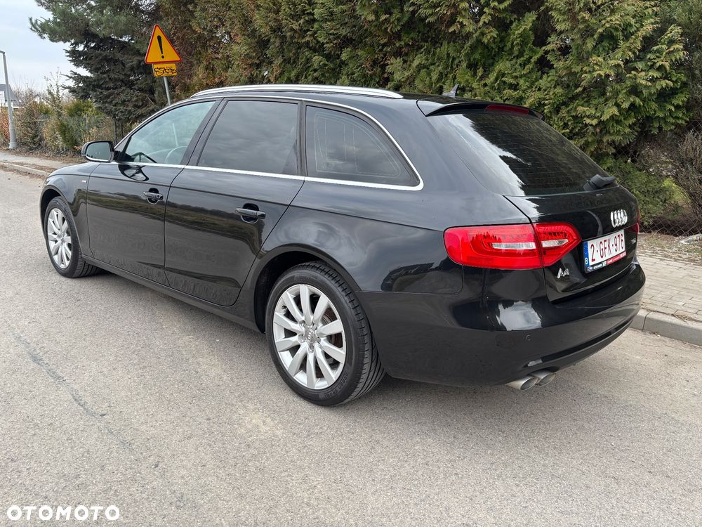 Audi A4 Avant - 22