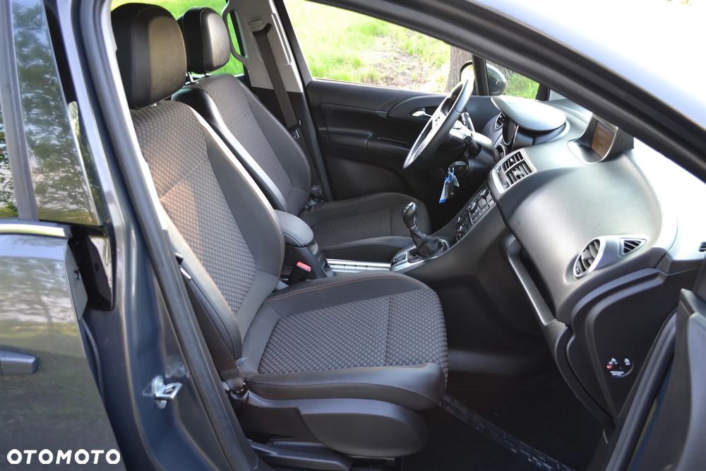 Opel Meriva 1.4 Innovation - 21