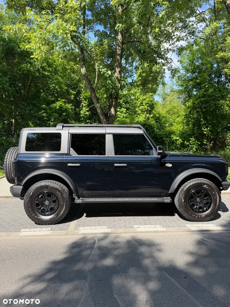 Ford Bronco - 8