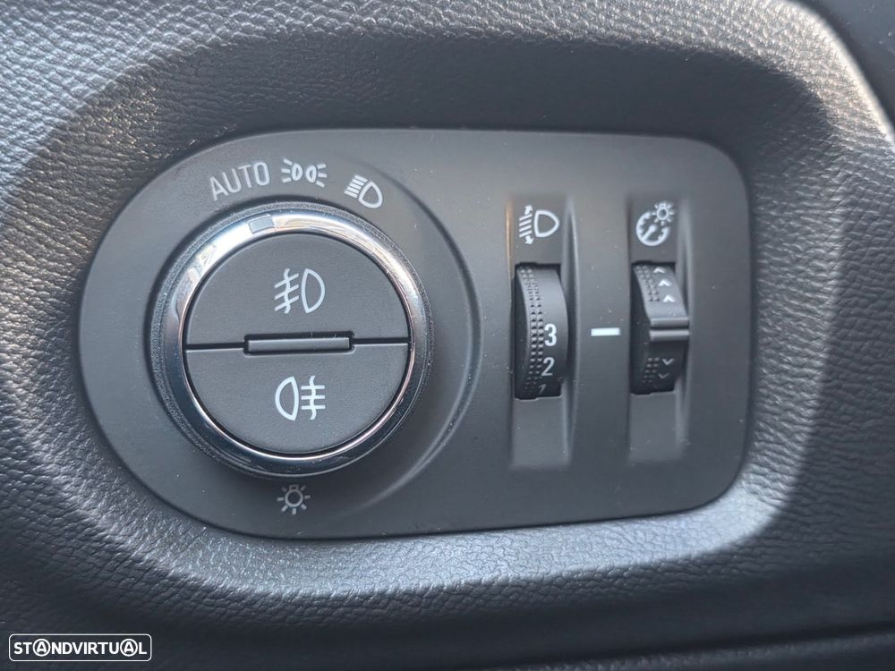 Opel Corsa 1.2 T Edition - 16