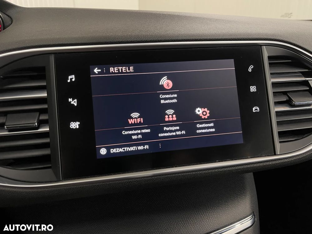 Peugeot 308 SW BlueHDi 130 EAT8 Allure - 17