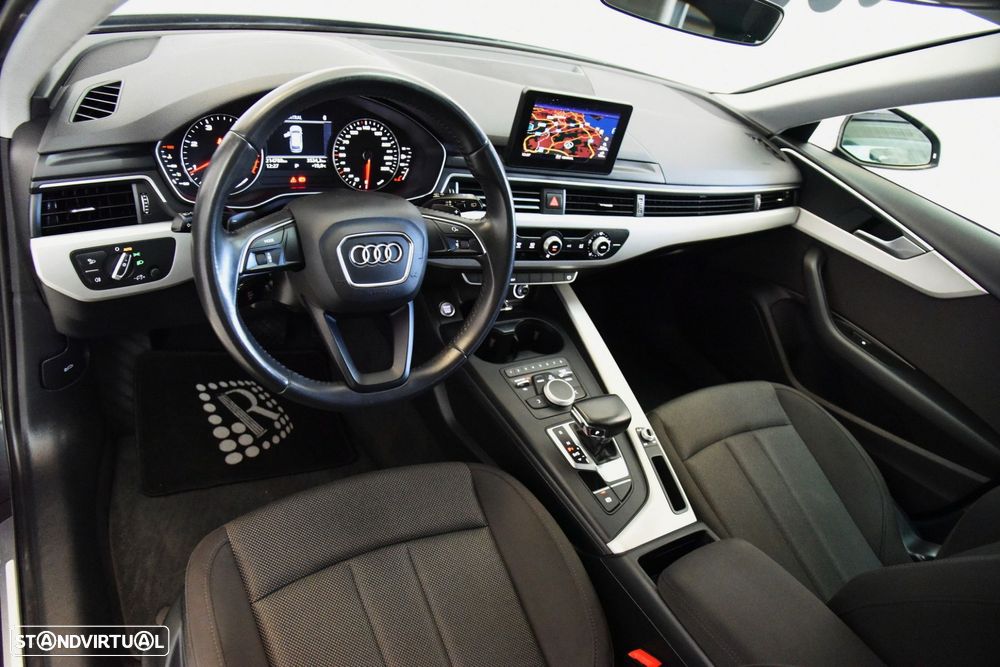 Audi A4 Avant 35 TDI Design S tronic - 14