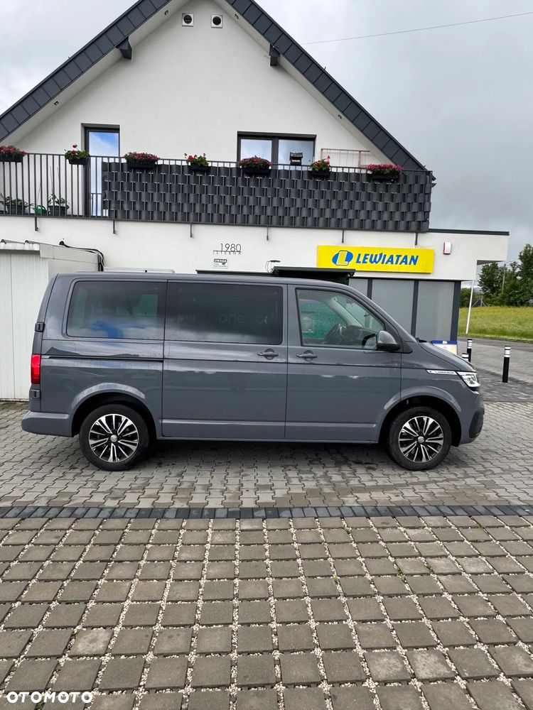 Volkswagen Caravelle 2.0 TDI L1 Highline 4Motion DSG - 2