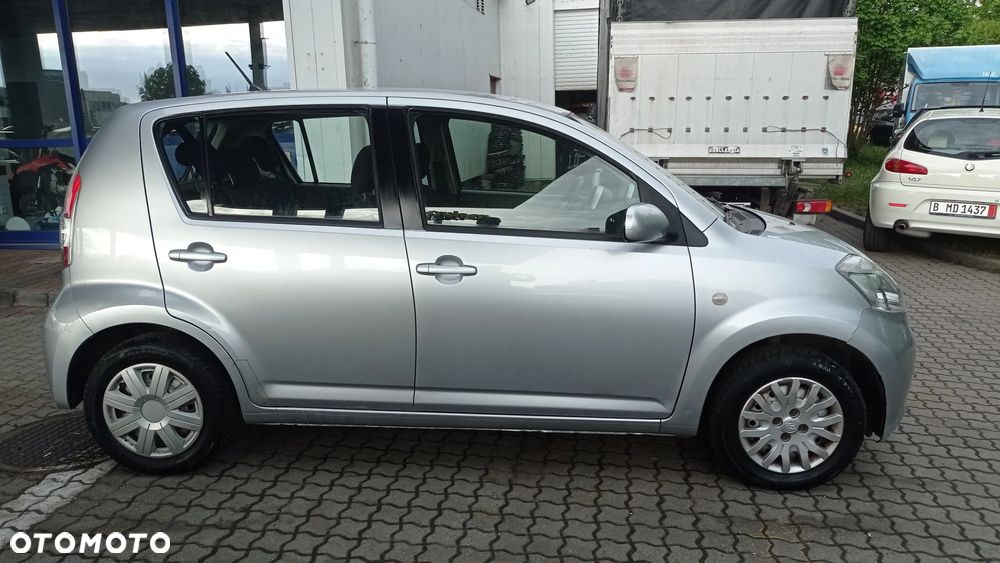 Daihatsu Sirion 1.3 - 22