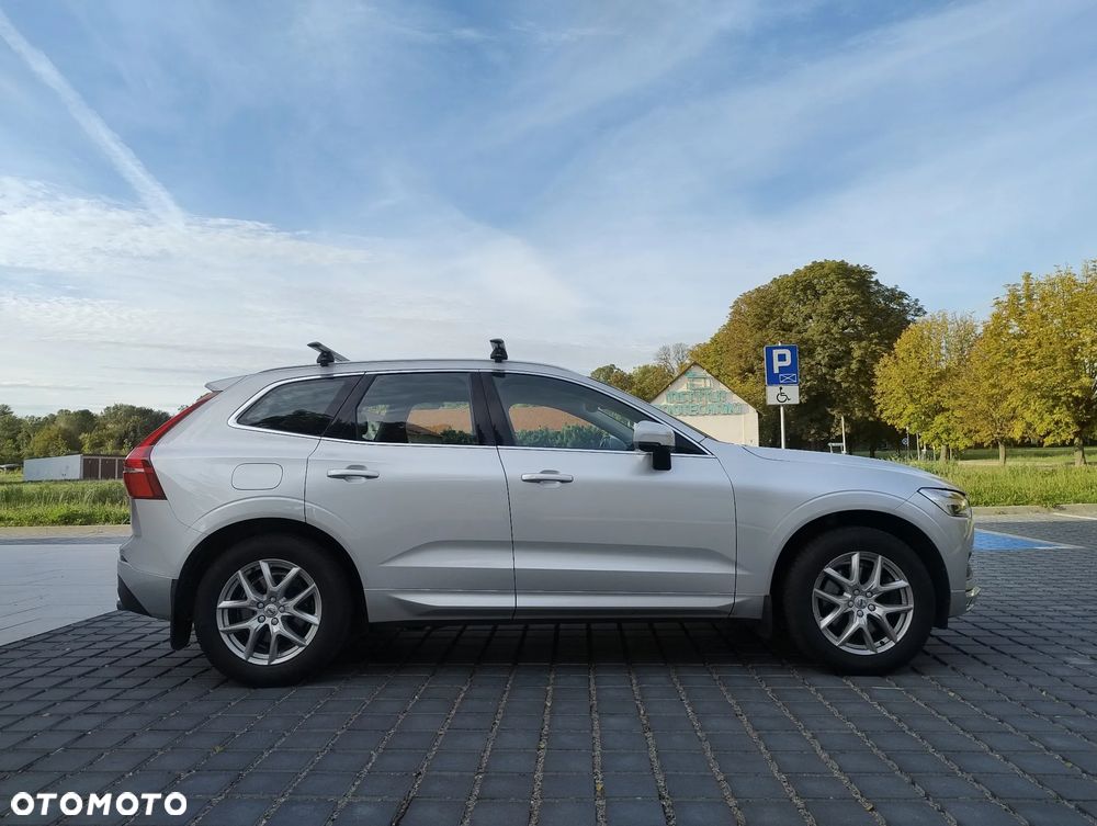 Volvo XC 60 B5 B AWD Momentum Pro - 6