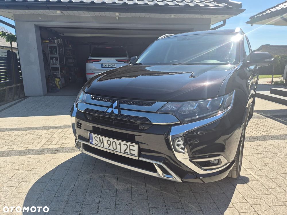 Mitsubishi Outlander Intense + - 35