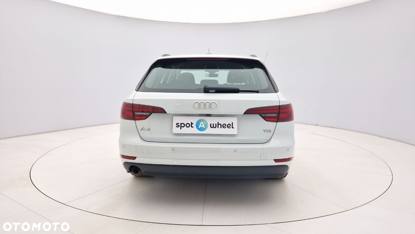 Audi A4 2.0 TDI S tronic - 5