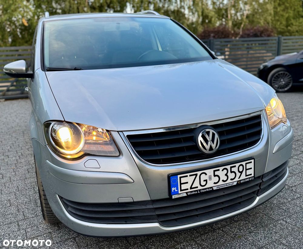 Volkswagen Touran 2.0 TDI DPF Freestyle - 10