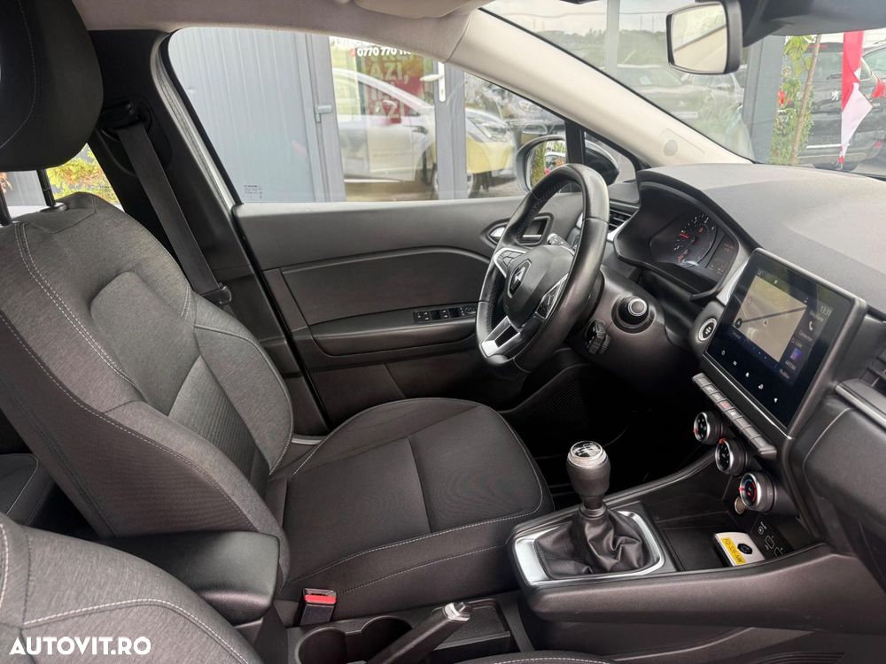 Renault Captur - 12