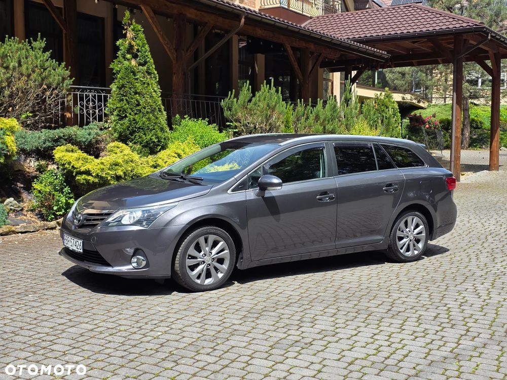 Toyota Avensis 2.0 D-4D Edition - 26