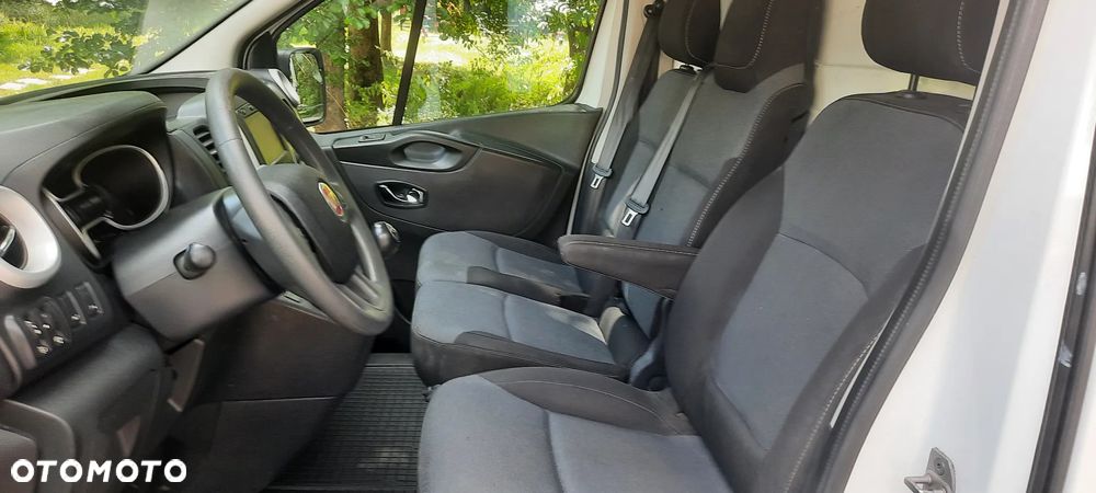 Renault TRAFIC TALENTO - 9