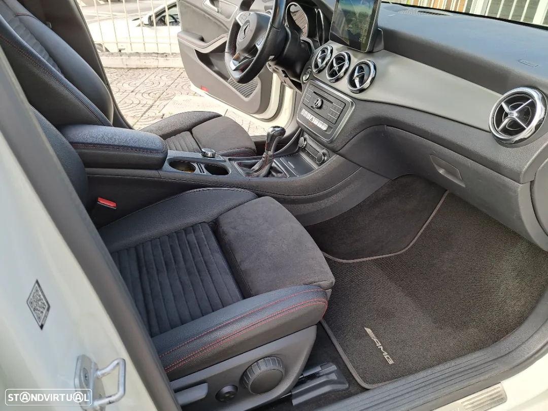 Mercedes-Benz GLA 180 d AMG Line - 22