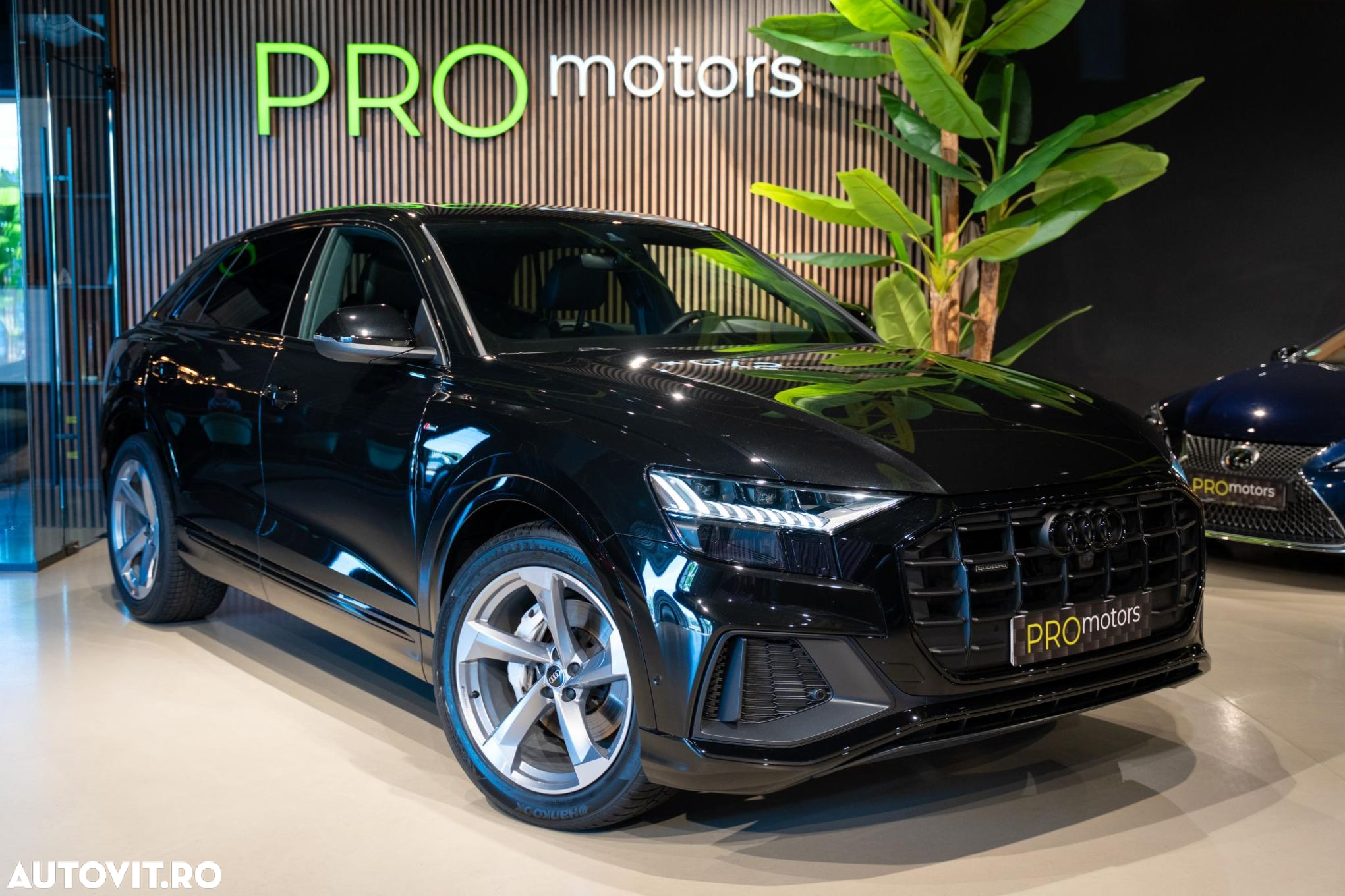 Audi Q8 - 9