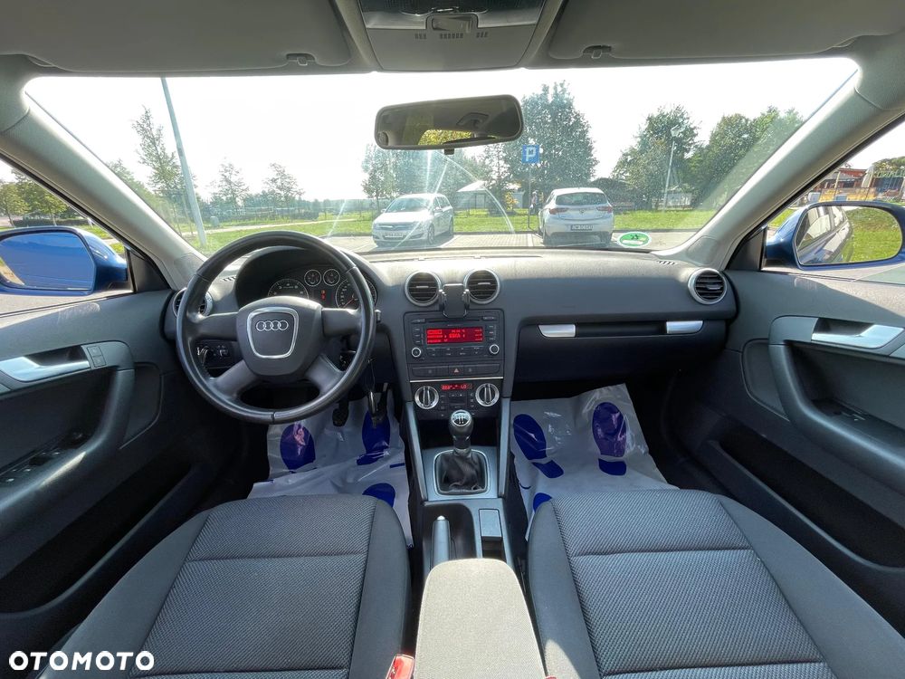 Audi A3 Sportback 1.6 Attraction - 11