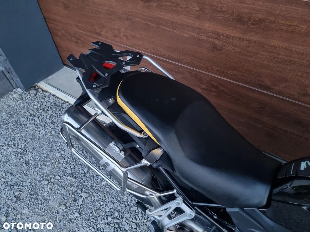 BMW F - 20