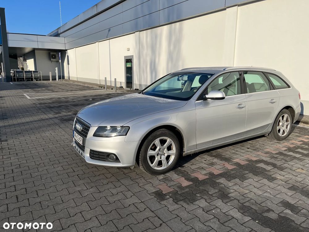 Audi A4 Avant 2.0 TDI DPF Attraction - 4
