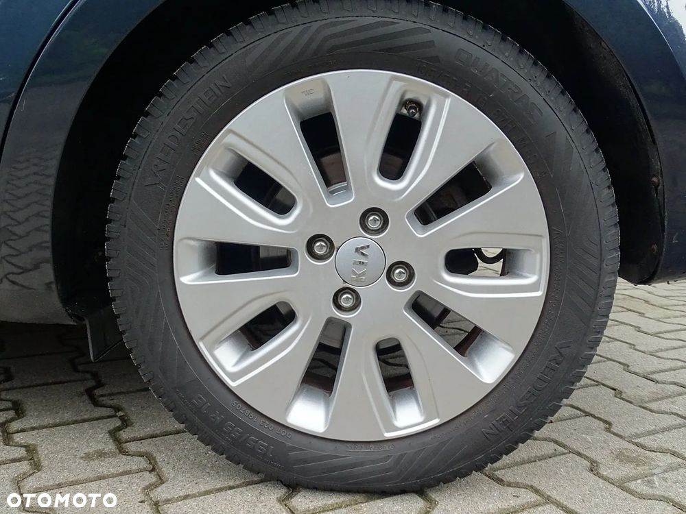 Kia Rio 1.2 Dream Team Edition - 26